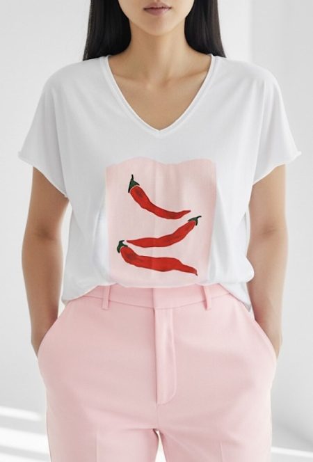 t-shirt-clara-en-coton-doux-avec-imprime-casual-et-chic-en-col-v_blanc_69e539aeb389f