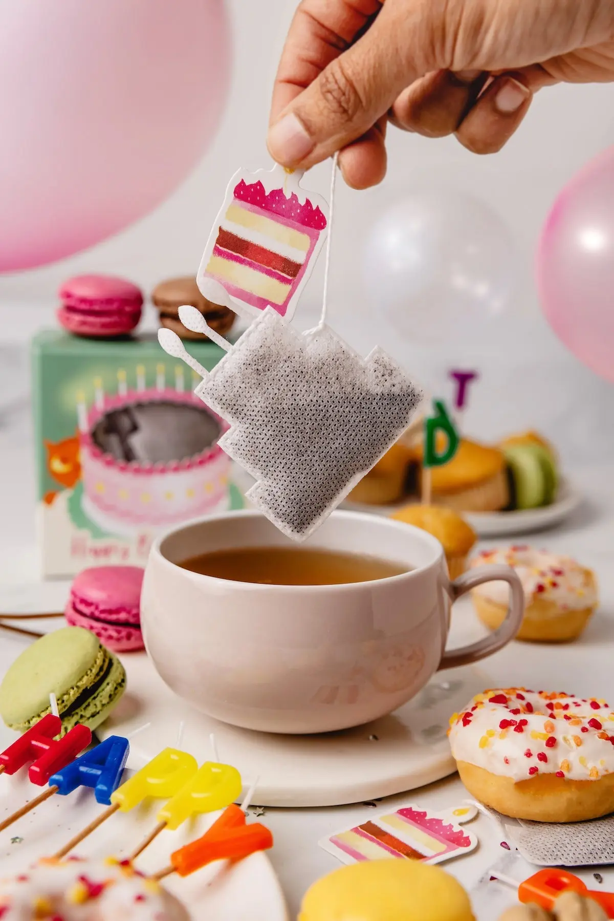 Coffret Cadeau Anniversaire Thé – 10 Sachets en Forme de Gâteau – Image 3